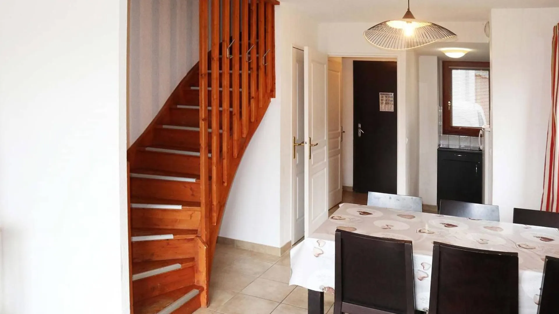Chalet Mitoyen Aux Orres 1800 Avec Piscine, Sauna, Hammam, Parking Et Prestations Incluses - Fr-1-322-102 Les Orres Frankreich